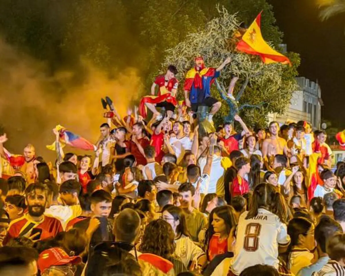 2 Juta Orang Meriahkan Pawai Juara Piala Dunia 2026 Timnas Spanyol di Madrid